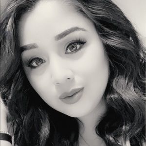 Meet your Posher, Graciela